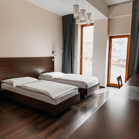 Ah Charlotte City Center Apartment Кошице Экстерьер фото